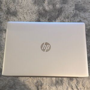 HP ProBook 440 G5 16GB Rams, 2x238 GB . Condition 8/10 New chargeur.